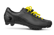Load image into Gallery viewer, CRONO CG1 Gravel / Touring Cycling Shoes - Black
