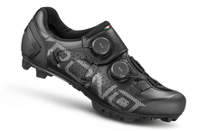 Load image into Gallery viewer, CRONO CX1 MTB Cycling Shoes - Black
