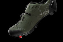 Load image into Gallery viewer, CRONO CX1 MTB Cycling Shoes - Green
